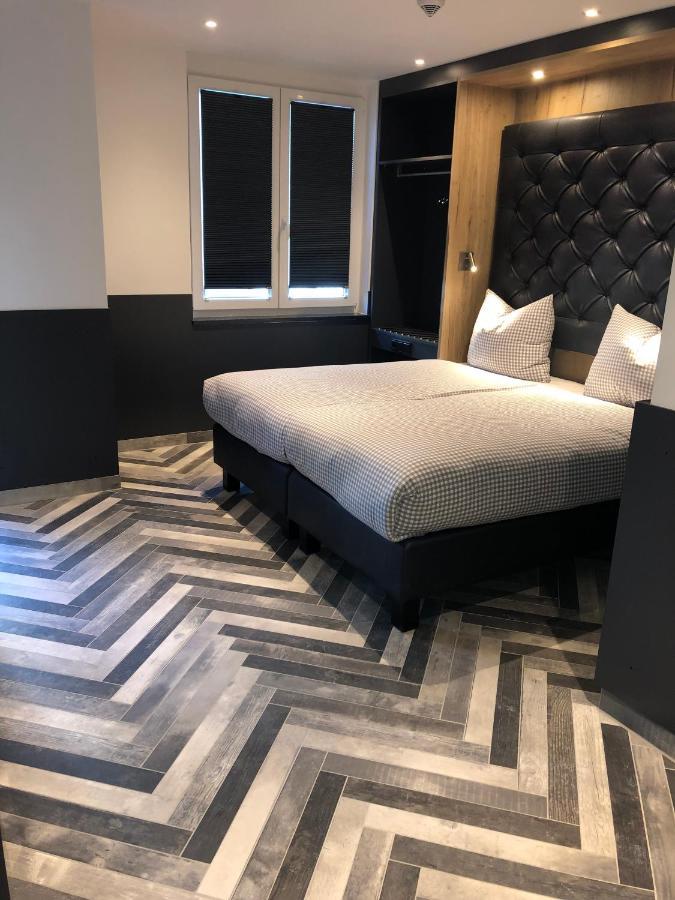 Hotel Deluxe 4*
